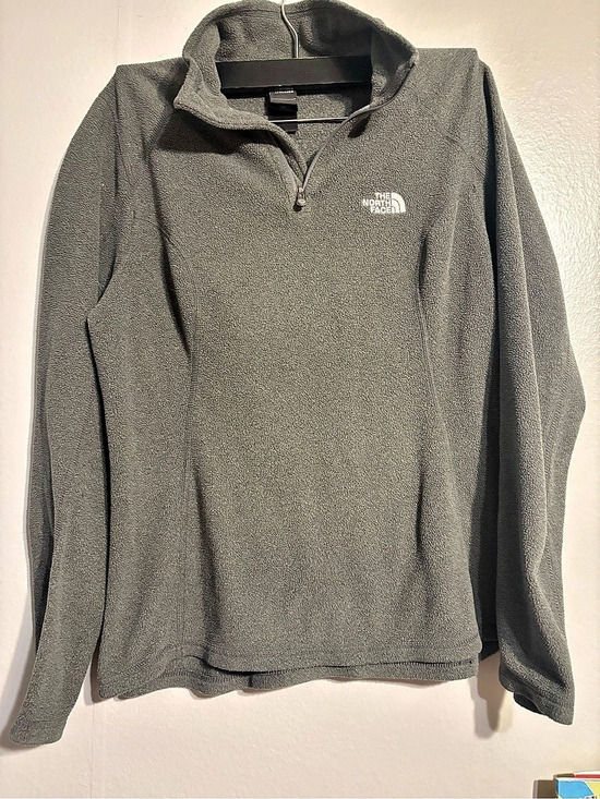 The North Face Jackets & Blazers - The North Face Women's TKA 100 Glacier 1/4-Zip Fleece Gray
